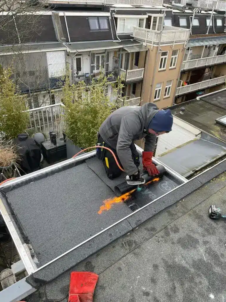 Dakwerk Amsterdam Inpakken toplaag